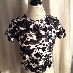 Saks Fifth Avenue Red-Black & while floral top